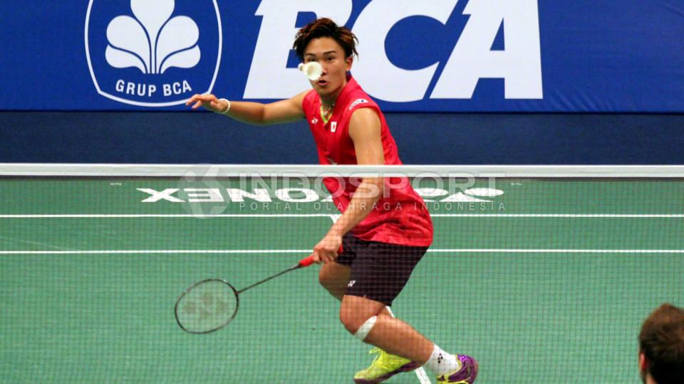 Kento Momota mampu mengungguli juara bertahan asal Denmark, Jan O Jorgensen.